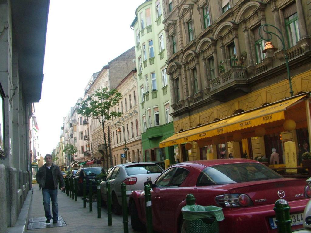 Raday Apartment Budapest Szoba fotó